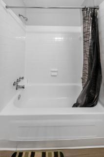 Charming & Comfortable Furnished Stay - 2