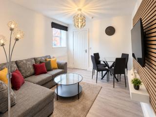 Exquisite Four Double Bed Room House - 8