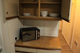 3BR Laudsdale Stay For Contractors and Families with Free Parking and Fast Wi-Fi - 9
