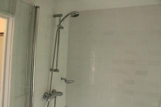 3BR Laudsdale Stay For Contractors and Families with Free Parking and Fast Wi-Fi - 8