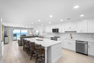 Crystal Dunes 406 by Newman-Dailey - 7