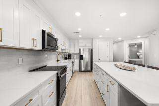 Crystal Dunes 406 by Newman-Dailey - 2