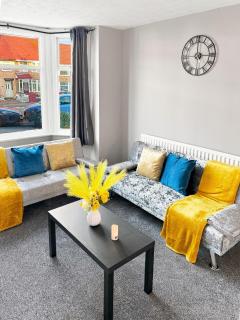 Luxury & Modern House 3 Bed Room - 8