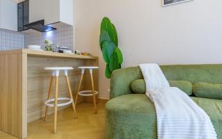 One bedroom Apartment Near the Airport Gym and Pool Available - 8