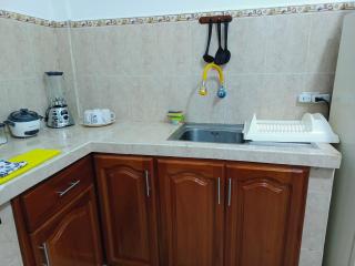 Departamento Independiente con cocina y baño privados - 4
