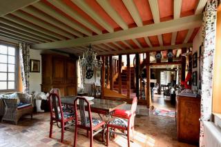 Manoir bleu et biches - 1