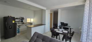 Apartamento con piscina y parqueadero, Ambiente Familiar - 3