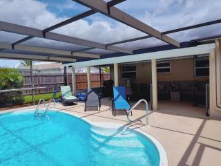 Heated & Screened in Pool - 9