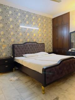 2 Bedroom Modern and Luxury Apartment E11 Khudadad heights - 2