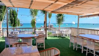 Flora Beach Pool Hotel Residences - 1