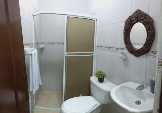 Beautiful house with garage in Buga - 2