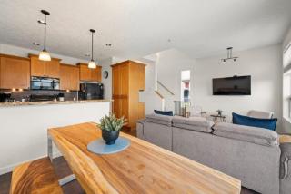 Sooke Oceanside Townhouse - 8
