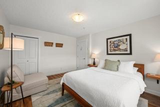 Sooke Oceanside Townhouse - 5