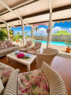 Villa Christopine Sainte Anne - 3 chambres /Sainte Anne- Villa piscine vue mer - 9