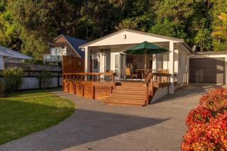 Sunsets by the Beach Waterfront Sleeps 8 - 2