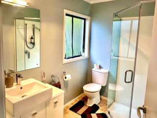 Sunsets by the Beach Waterfront Sleeps 8 - 5