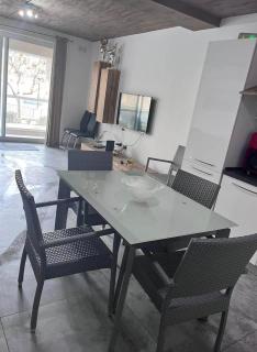 Seafront, central, comfortable and relaxing apartment - 6