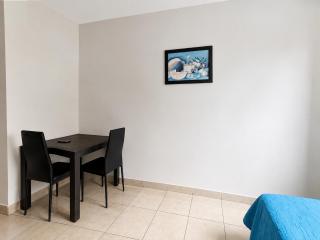 Hostal Suites Stockholm - 2