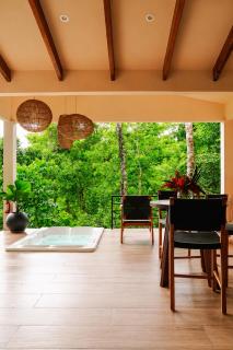Monkey House - Private Jacuzzi & Ocean View - 2
