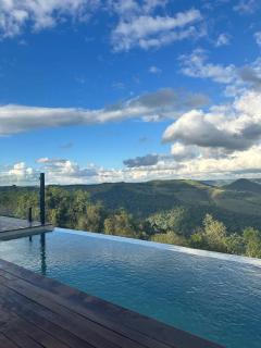 Cabana de Luxo - piscina de borda infinita - 8
