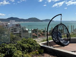 Piscinas de borda infinita e piscina interna aquecida com vistas deslumbrantes para o mar dos Ingleses, a 50 metros de altura - 7