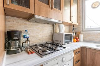 Chic 2-Bedroom Flat Near Galata Tower - 4