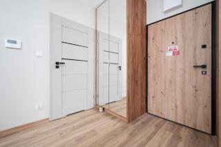 Kasprzaka Cozy City Apartment by BookingHost - 4