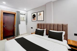 Hotel O SS Comfort - 1