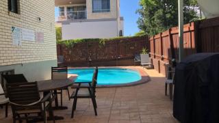 Beachside Court Unit 9 - 8