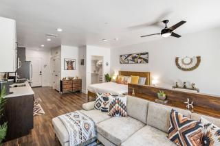 Escape To Poolside Bohemian Desert King Bed Studio - 1