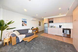 The Marine Parade Haven with Private Parking - 9