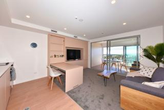 The Marine Parade Haven with Private Parking - 2