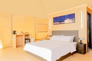 Dunhuang Desert Galaxy Celestial Palace - Glamping Resort - 1