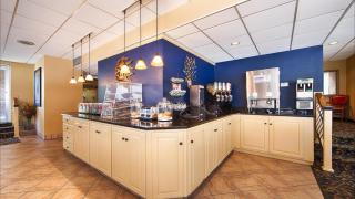 Best Western Winners Circle - 3