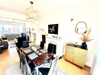 Stunning Modern Cozy 5 star 3 bedroom house-Free Parking Greater London Metro Stations hosted by Tony - 5
