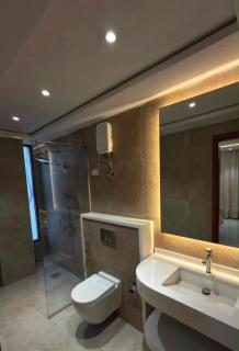 Bahria Town The Point Hotel - 5