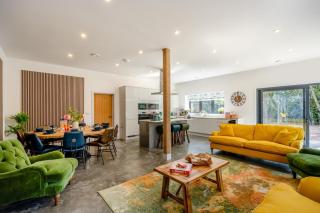 4 Bed in Acton oc-k40259 - 9