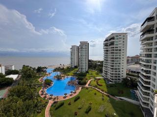 Shangri La - Condominio de Lujo Frente al Mar - 2