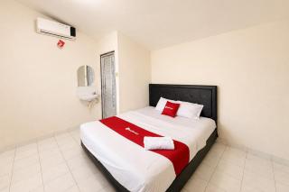 RedDoorz near Tugu Yogyakarta 3 - 6