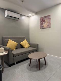 1 br with balcony on the hilltop facing sea view - 0