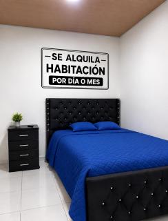 Hostal Alejandra House - 3