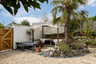 Buttyland Farm Cottage - Parking Firepit - 5