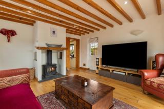 Buttyland Farm Cottage - Parking Firepit - 2