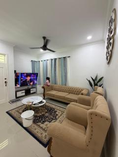 Cindo Homestay - 4