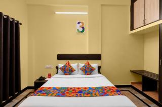 FabHotel Guru Comforts - 7
