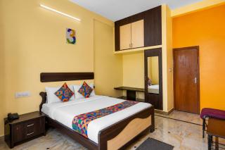 FabHotel Guru Comforts - 8