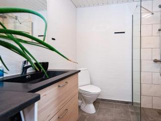 6 person holiday home in Glesborg - 1