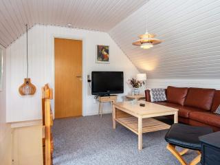 6 person holiday home in Glesborg - 6