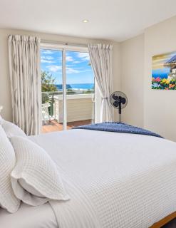 Sea View Paradise with Hot Tub - 4