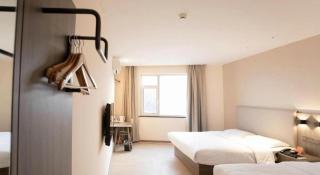 7 Days Inn Tianjin Binhai Passenger Station Huabei Ceramics - 1